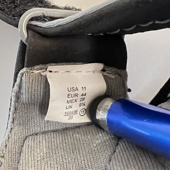 AIRWALK Strappy Sandals Womens Size 11 Adjustable Hood & Loop Strap Black‎ Gray - Picture 5 of 11